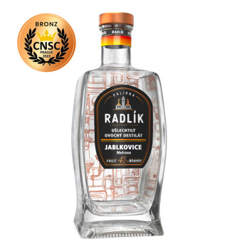 Radlík Apple 45% 0,5 l