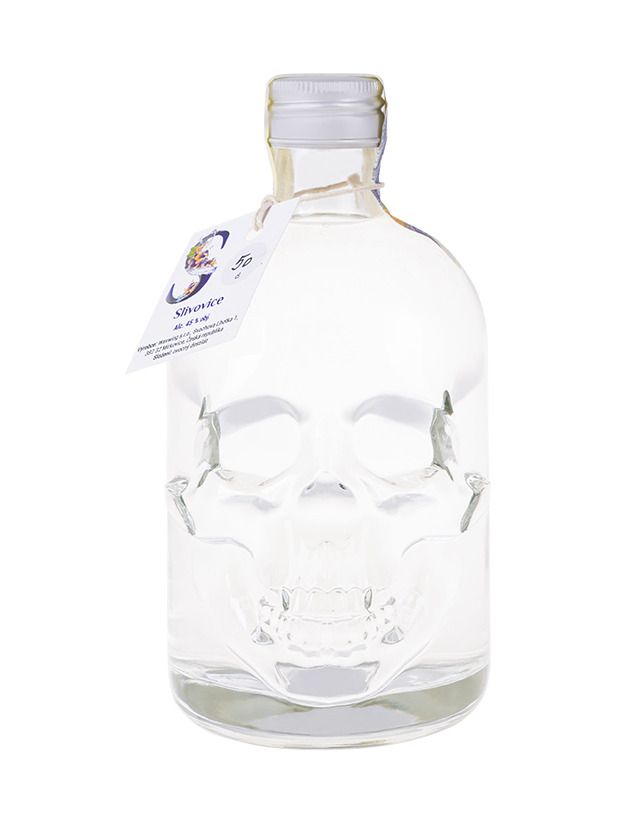 Svachovka Pirate Slivovitz 45% 0,5 l