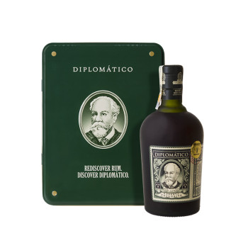 Diplomatico Reserva Exclusiva 12Y 0,7 l 40% + Suitcase