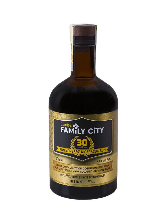 Excalibur Family City Anniversary 30th 44% 0,7 l